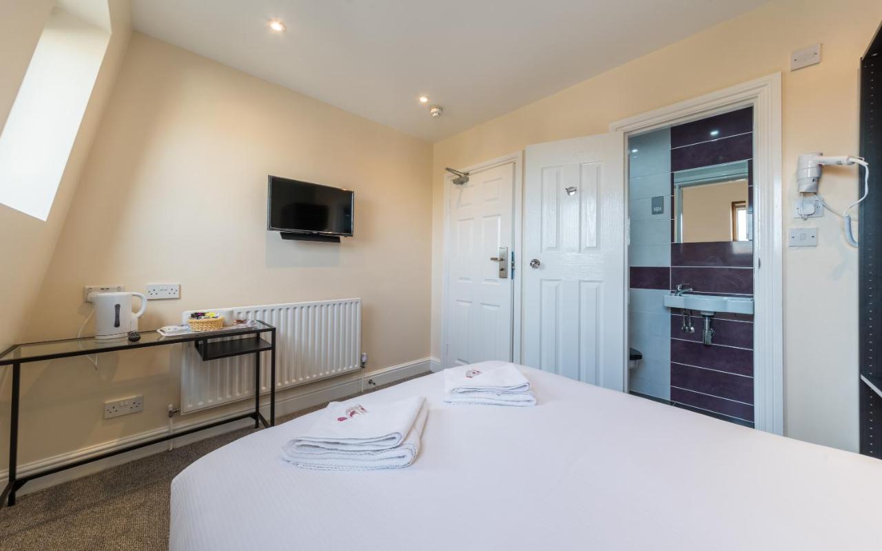 Royal London Hotel By Saba Bagian luar foto