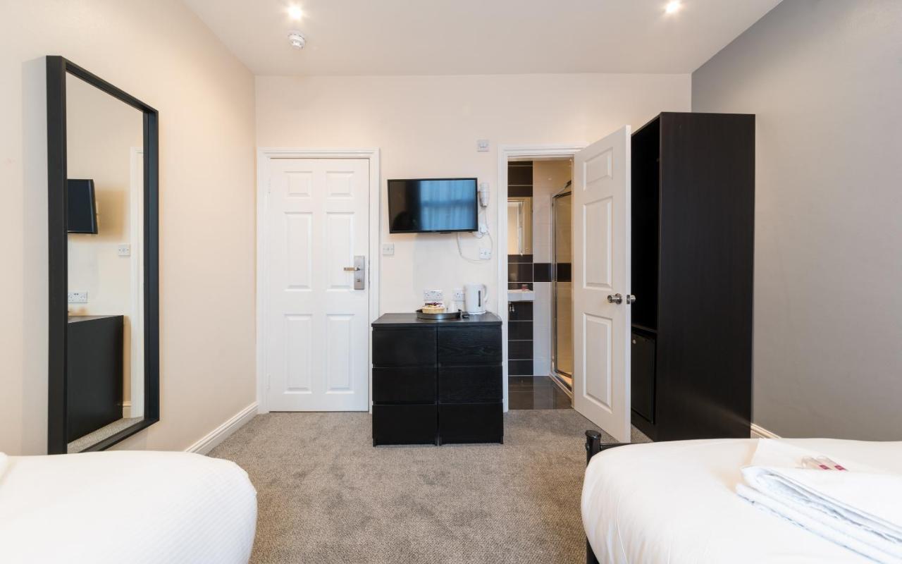 Royal London Hotel By Saba Bagian luar foto