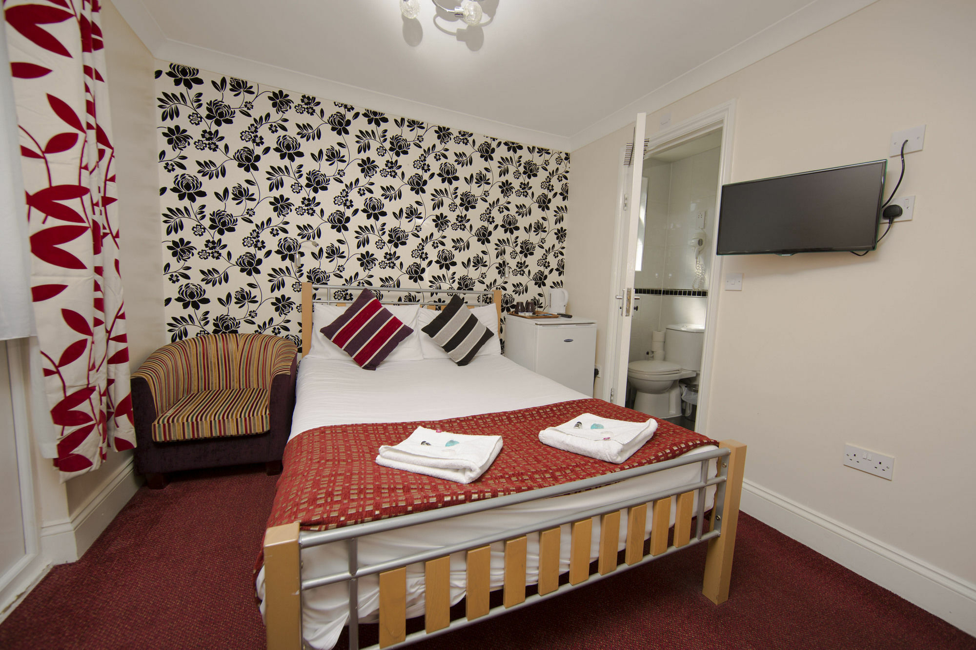 Royal London Hotel By Saba Bagian luar foto