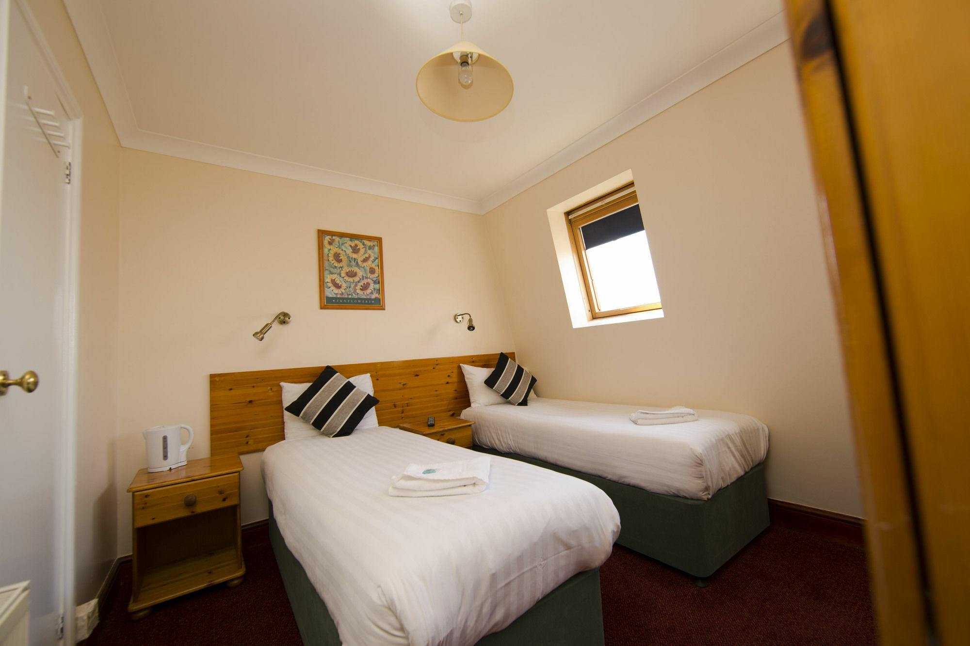 Royal London Hotel By Saba Bagian luar foto