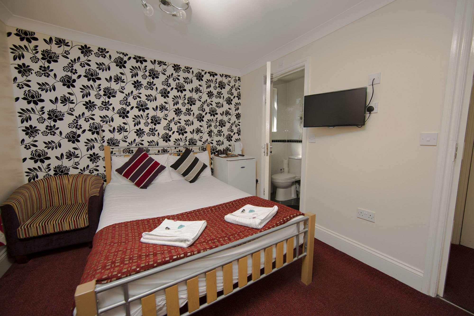 Royal London Hotel By Saba Bagian luar foto